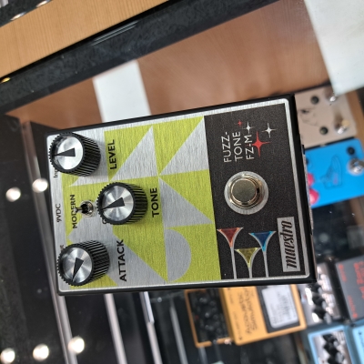 Store Special Product - Maestro Effects Fuzz Tone